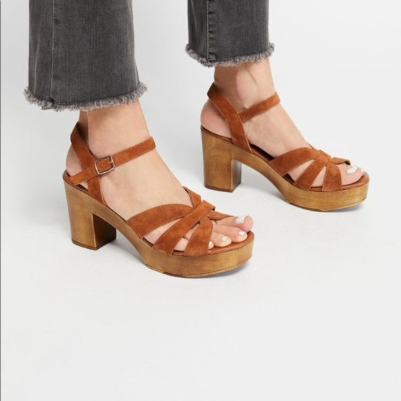 Matisse Shoes - New Matisse Adella Clog Sandals